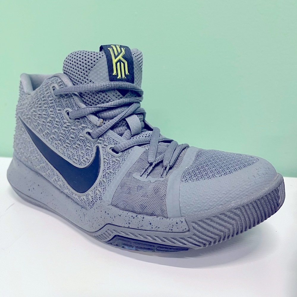 Nike kyrie 3 (Size 4.5y GS) Cool Wolf Grey/Navy Blue
